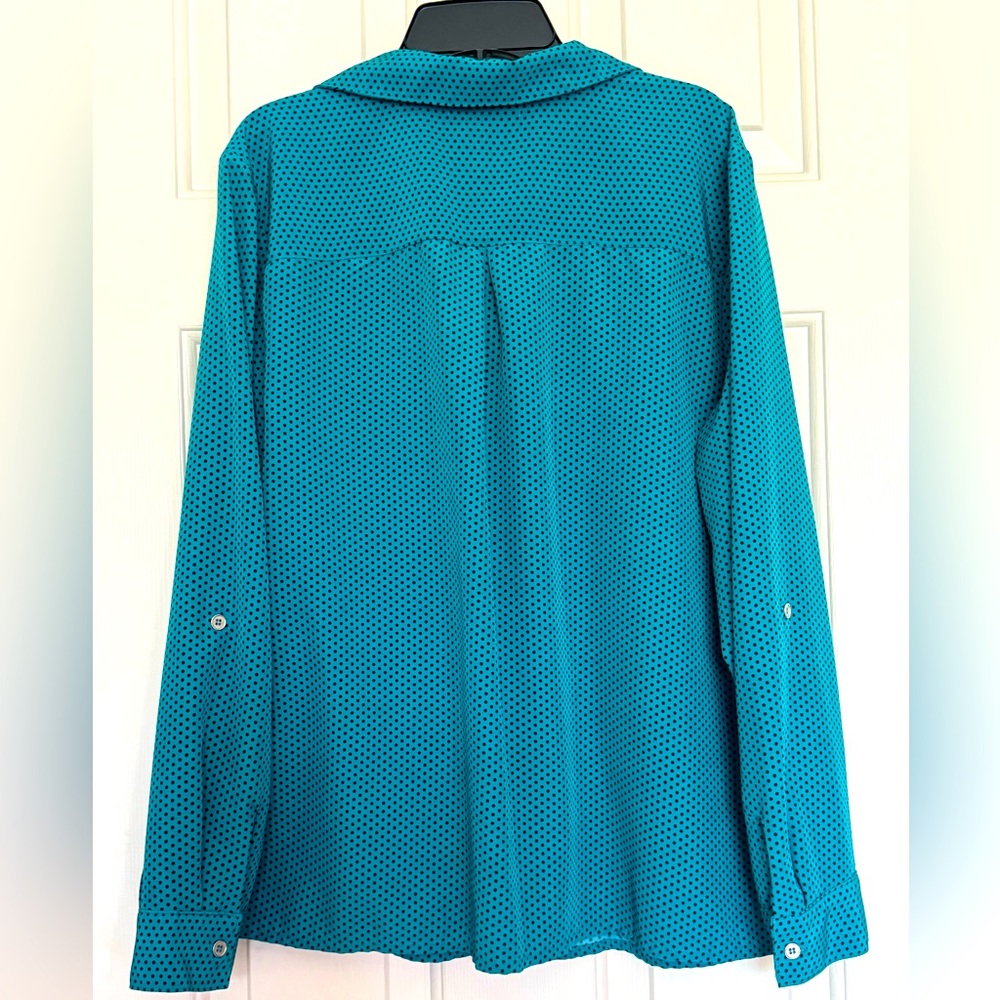 Women’s Button Down Shirt/ Size L/ Color Blue - Picture 3 of 7